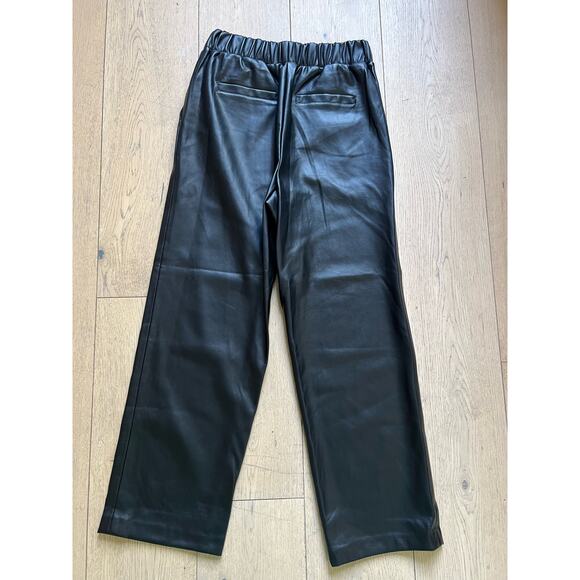 BlankNYC - Elastic Waist Crop Faux Leather Pants - Black - Size Small - NWT - Picture 5 of 8